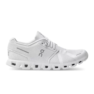 On Cloud 5 Shoes White Chambray - On White Model