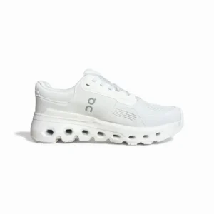 On Cloud Runner All White Shoes - En zapatillas para correr